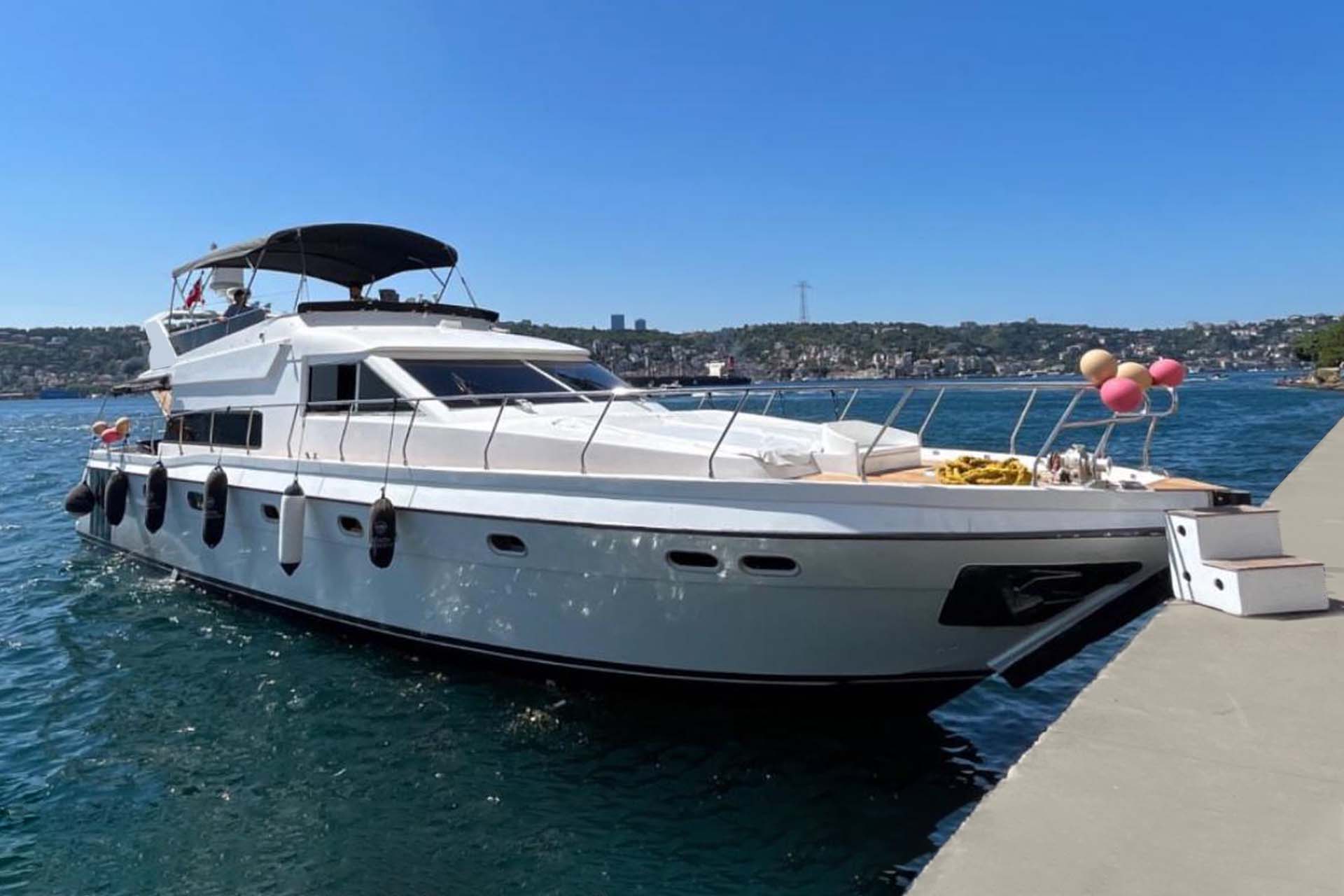 20 Metre Motoryat - Royal F