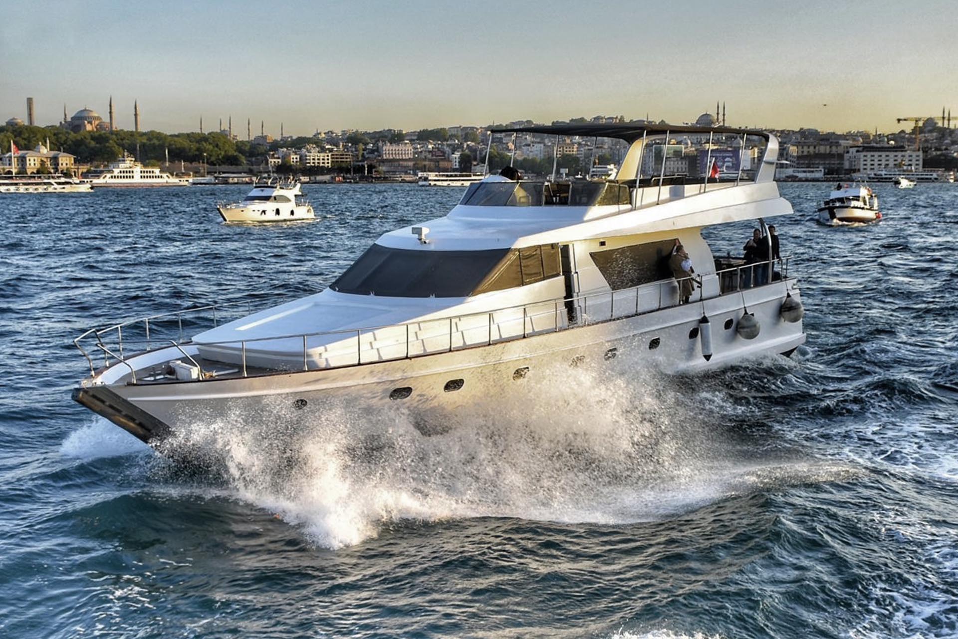 24 Metre Motoryat - Royal B